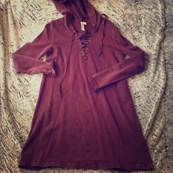 Size S burgundy sweatshirt dress - Picture 2 of 5